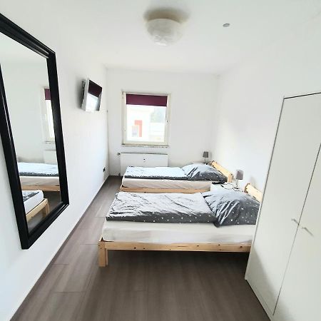 Pottmensch Oberhausen 3 Schlafzimmer エクステリア 写真