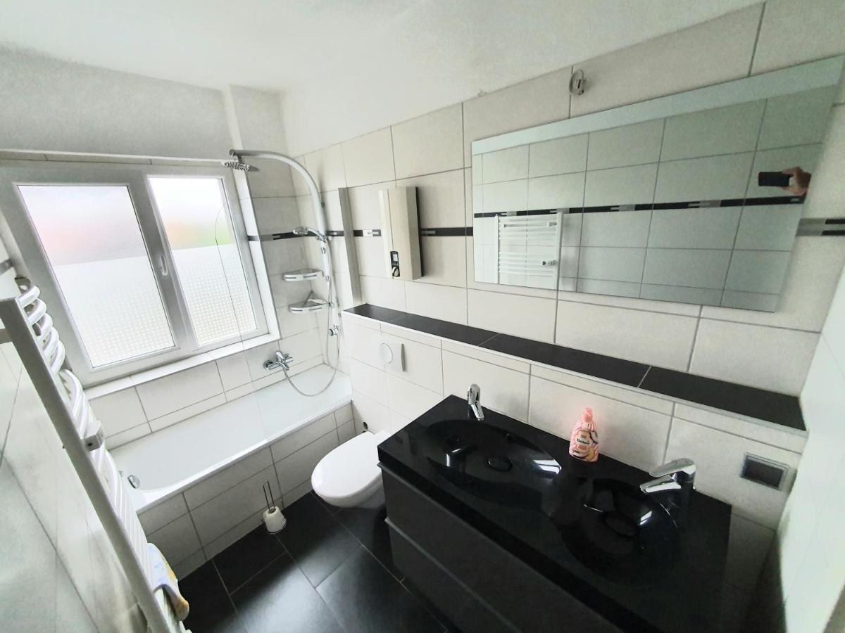 Pottmensch Oberhausen 3 Schlafzimmer エクステリア 写真